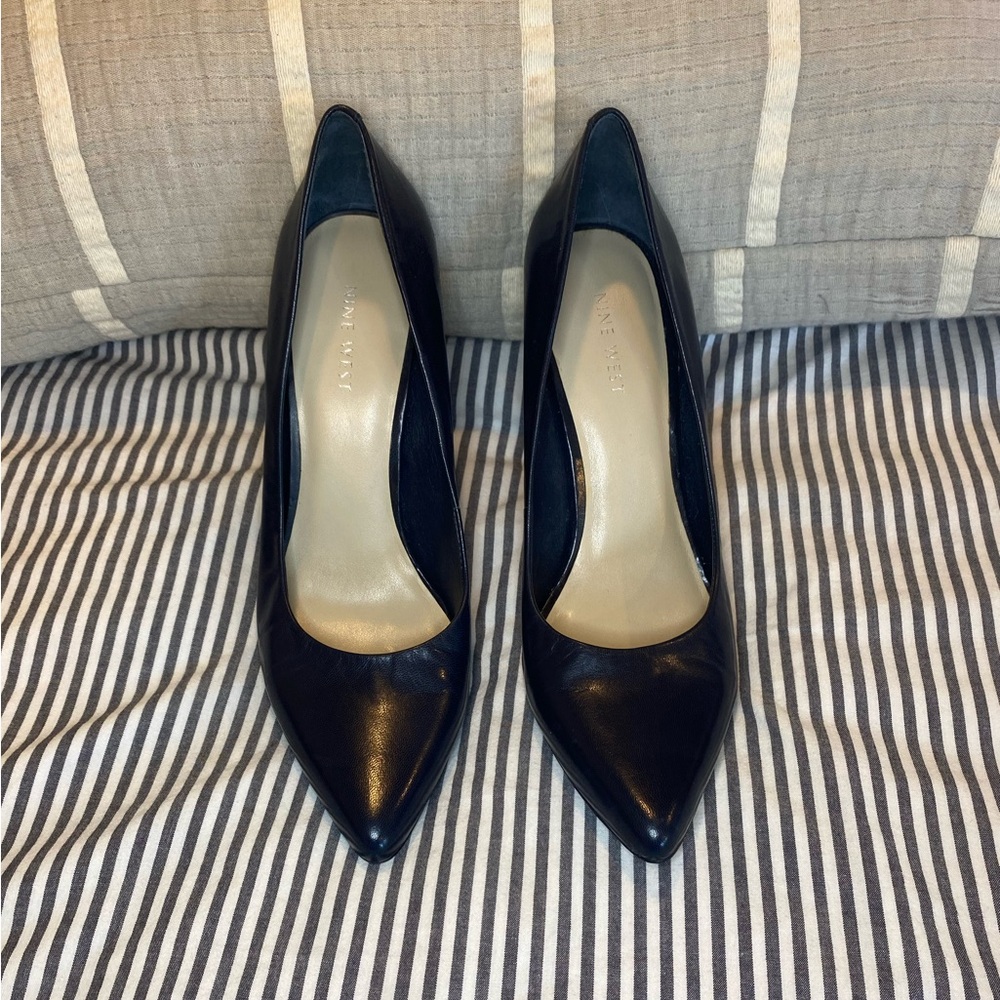 Nine West Classic Leather Heels Navy